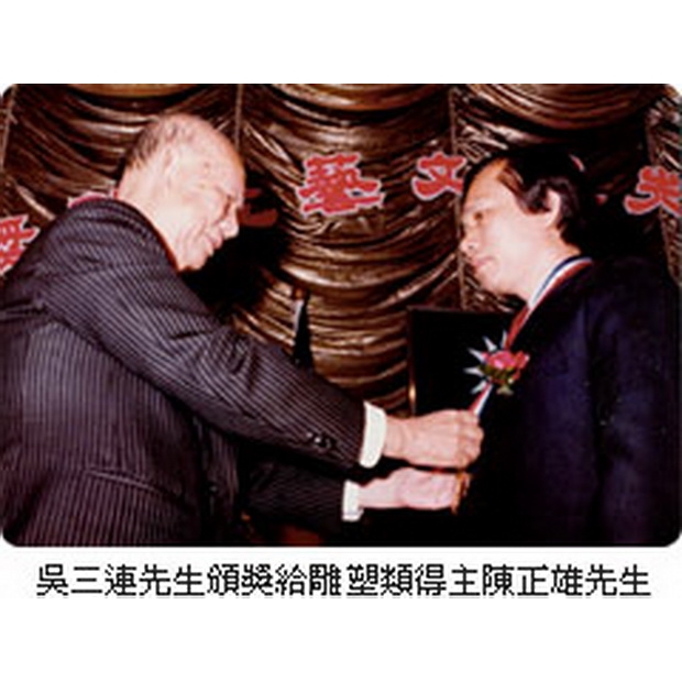 06th_e01.jpg 06th_e01.jpg